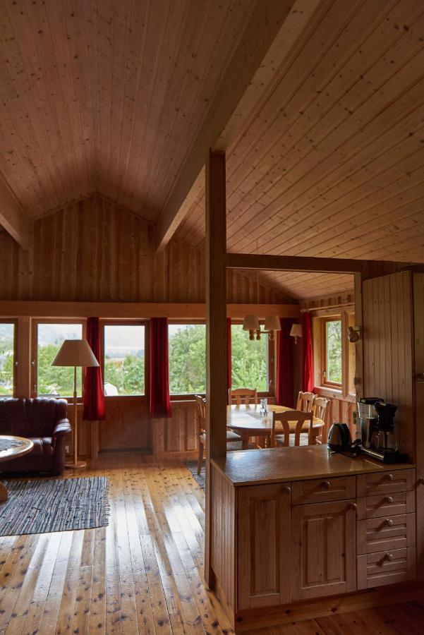 Melkevoll Bretun Camping Briksdalsbre Экстерьер фото